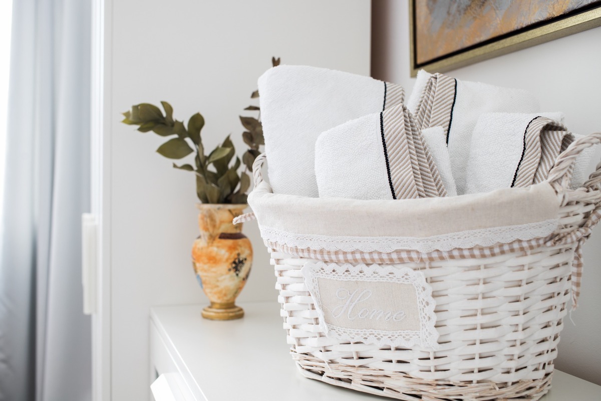 Quel panier de rangement choisir pour sa chambre ? Quel panier de rangement choisir pour sa chambre ? Uncategorized 169836766 m normal none