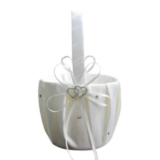 Panier mariage sobre avec nœud papillon ici sur un fond blanc.